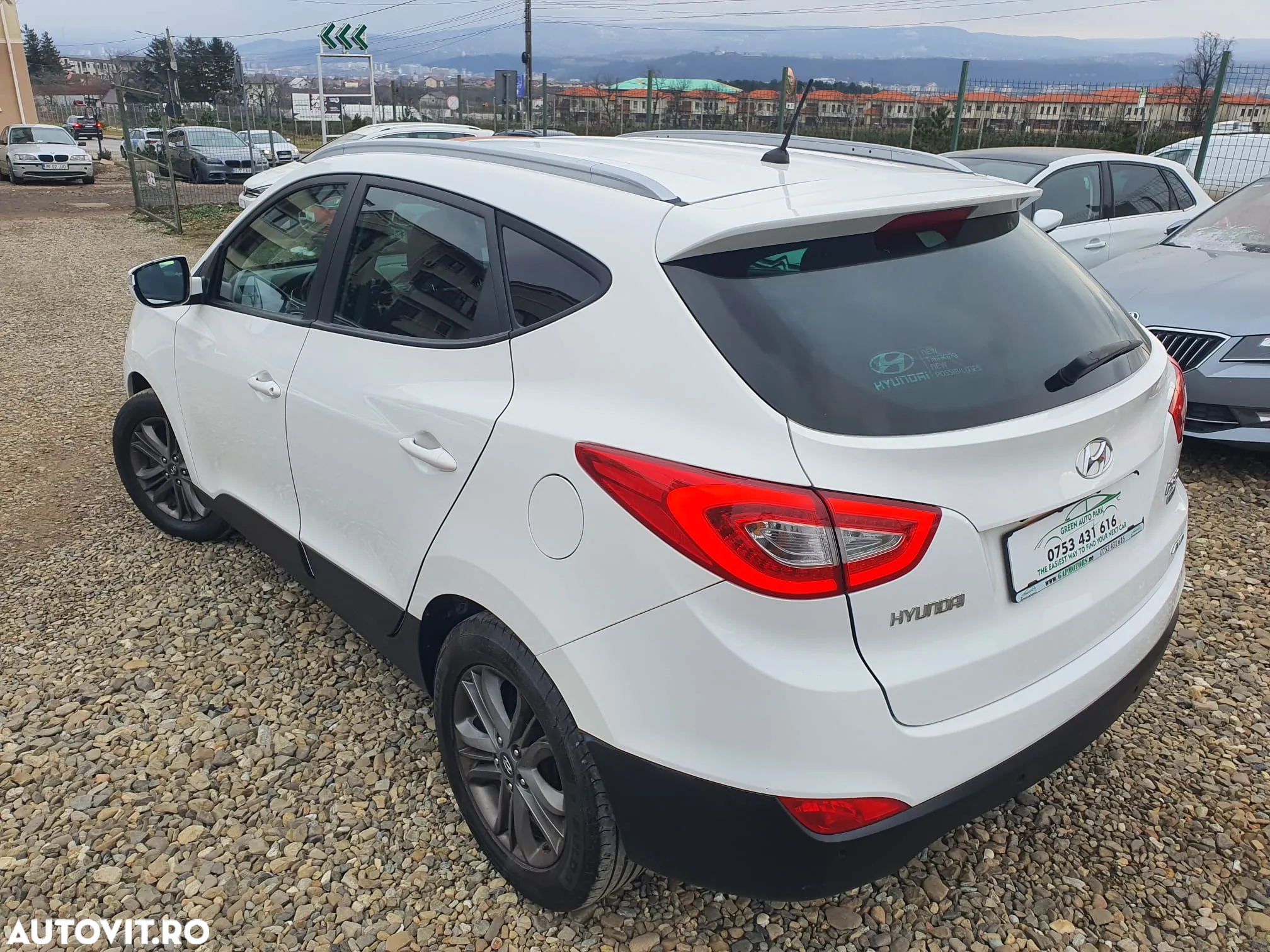Hyundai ix35 2.0 CRDI 4WD Premium - 4