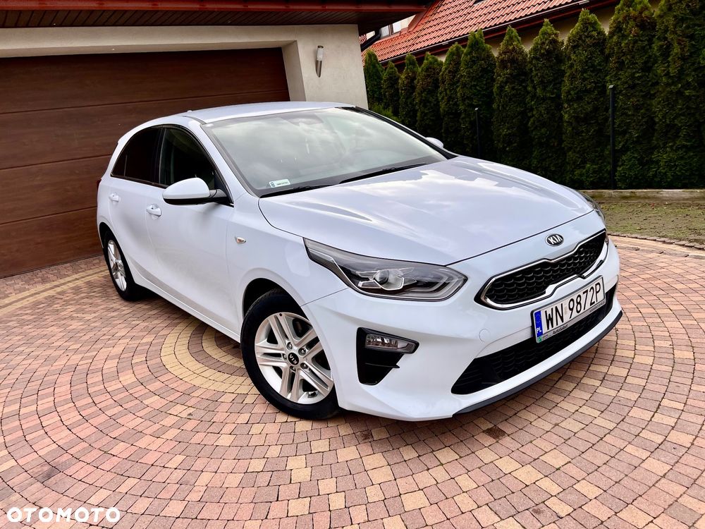 Kia Ceed 1.6 CRDi SCR M - 2