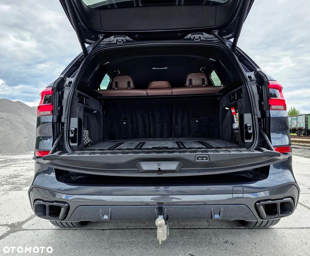BMW X5 M M50d - 38