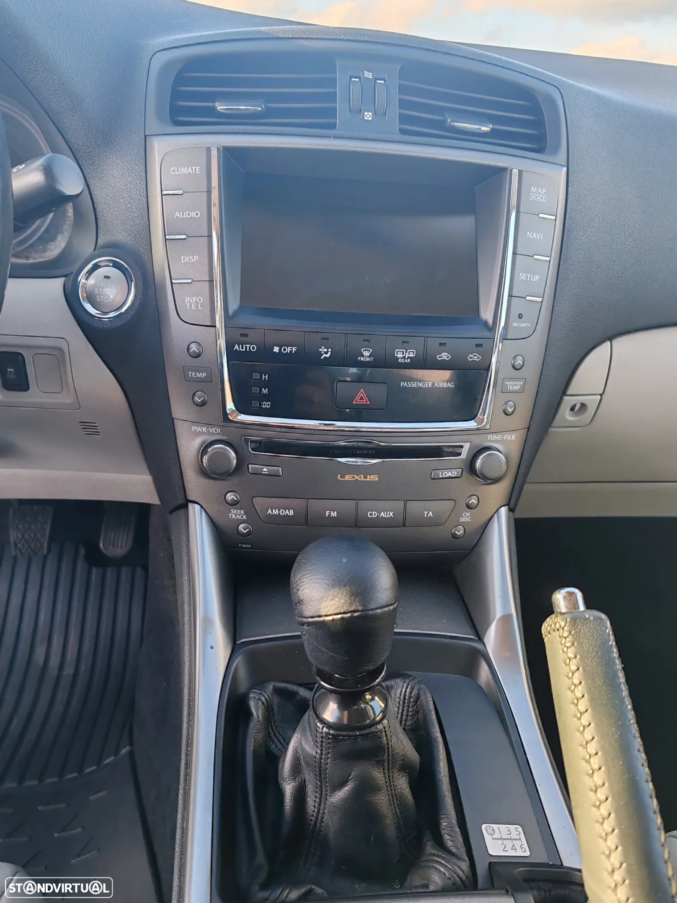 Lexus IS 220 d Luxury 4D - 7