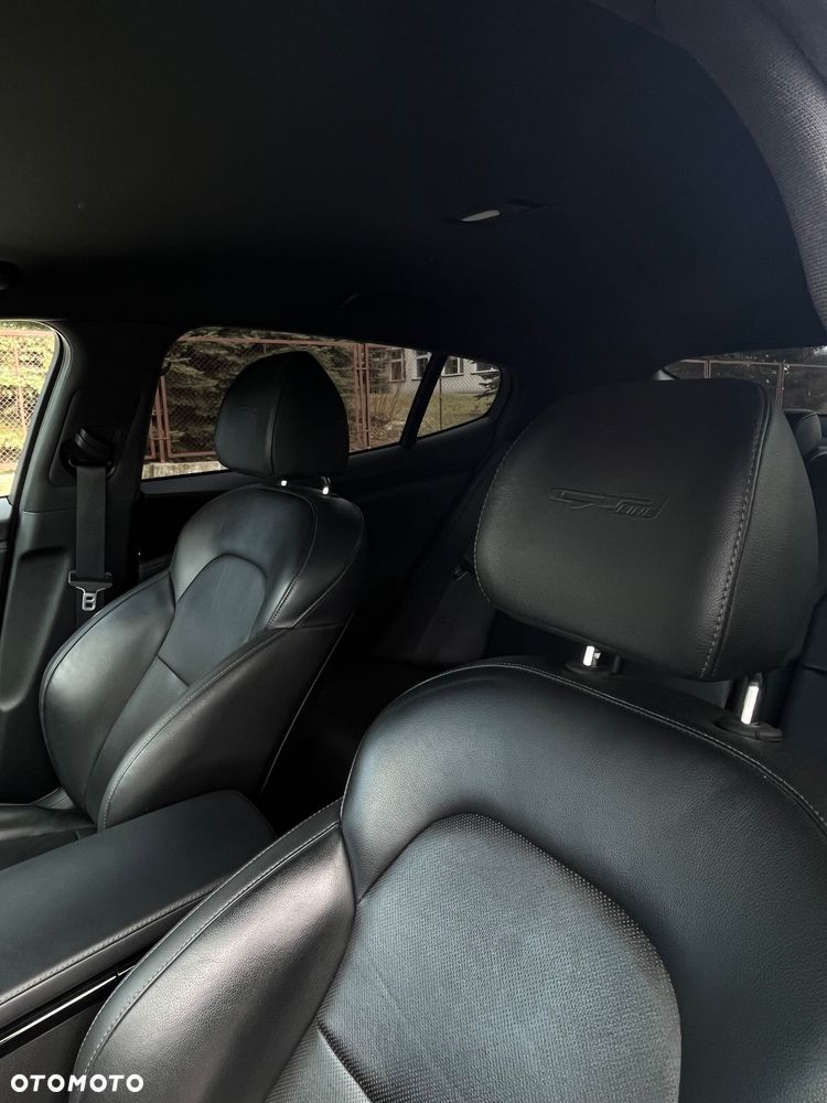 Kia Stinger 2.0 T-GDI GT Line - 15