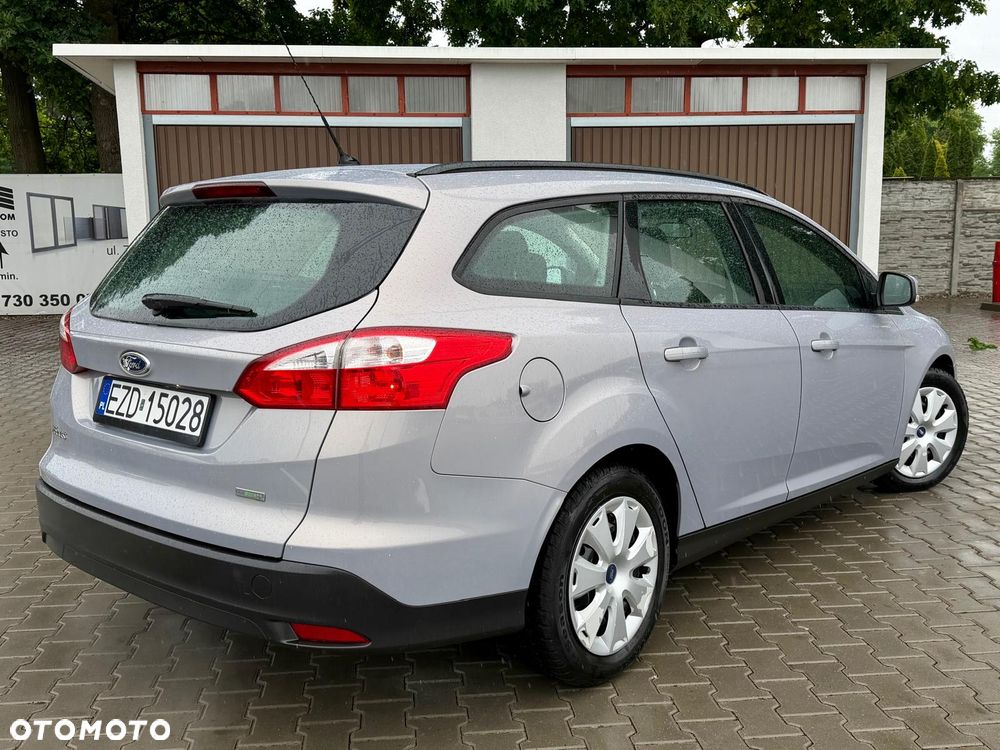 Ford Focus 1.0 EcoBoost Trend - 12