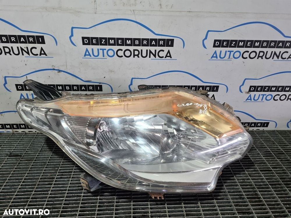 Far Dreapta Mitsubishi L200 V 2015 - 2018 SUV 4 Usi (958) Fara xenon - 1
