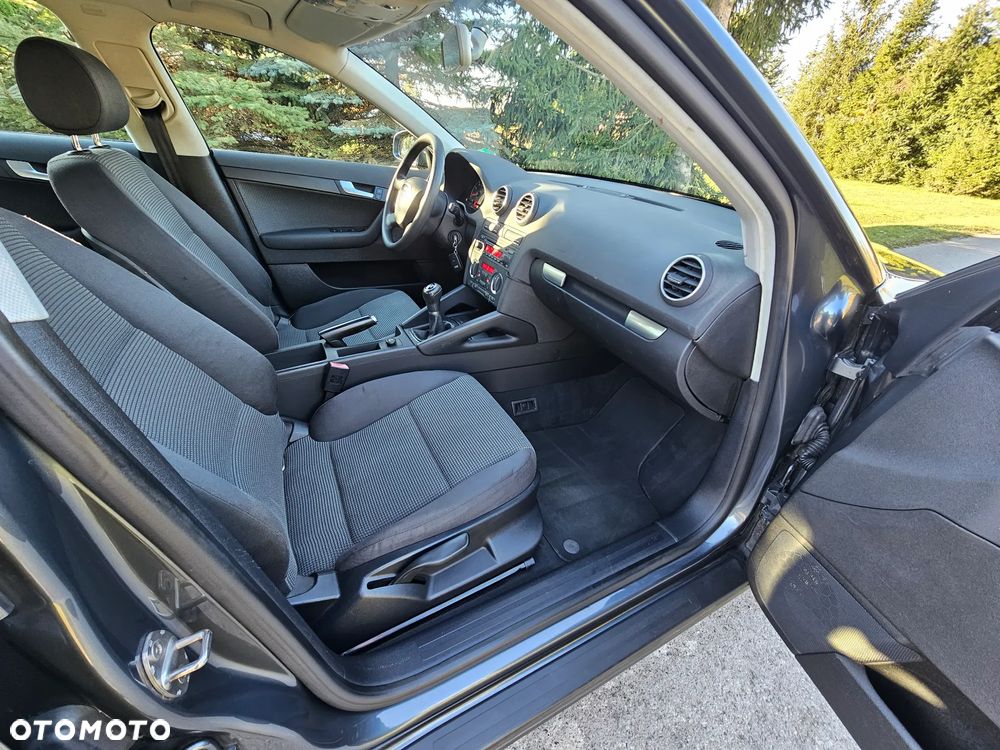 Audi A3 Sportback 1.6 Ambition - 5