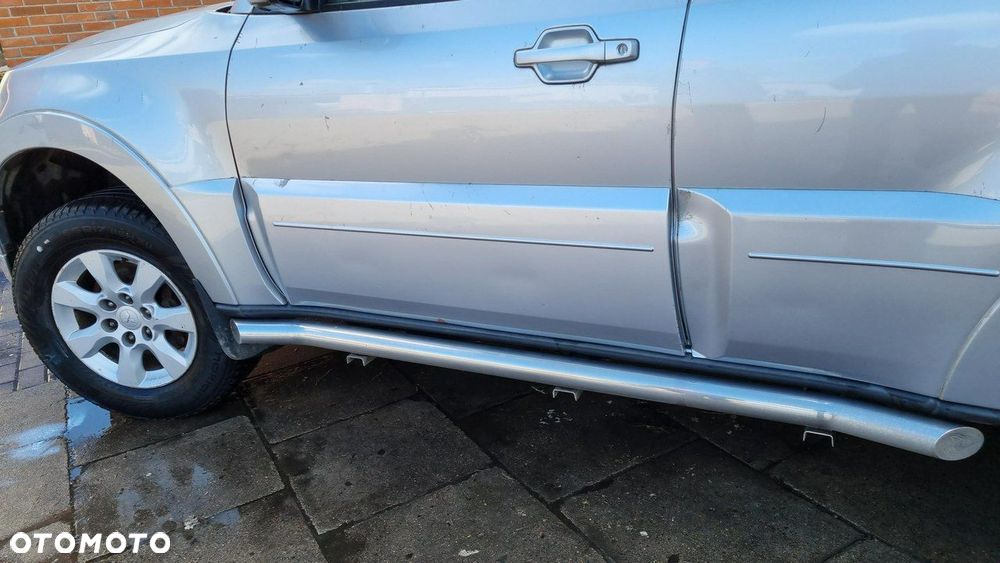 Mitsubishi Pajero 3.2 DID Invite - 19