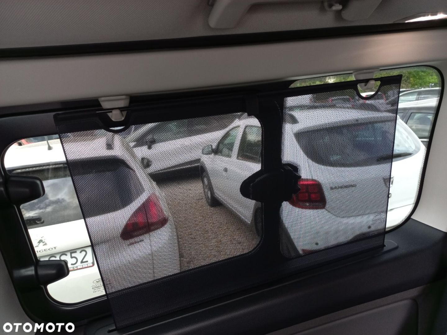 Ford Tourneo Custom - 24