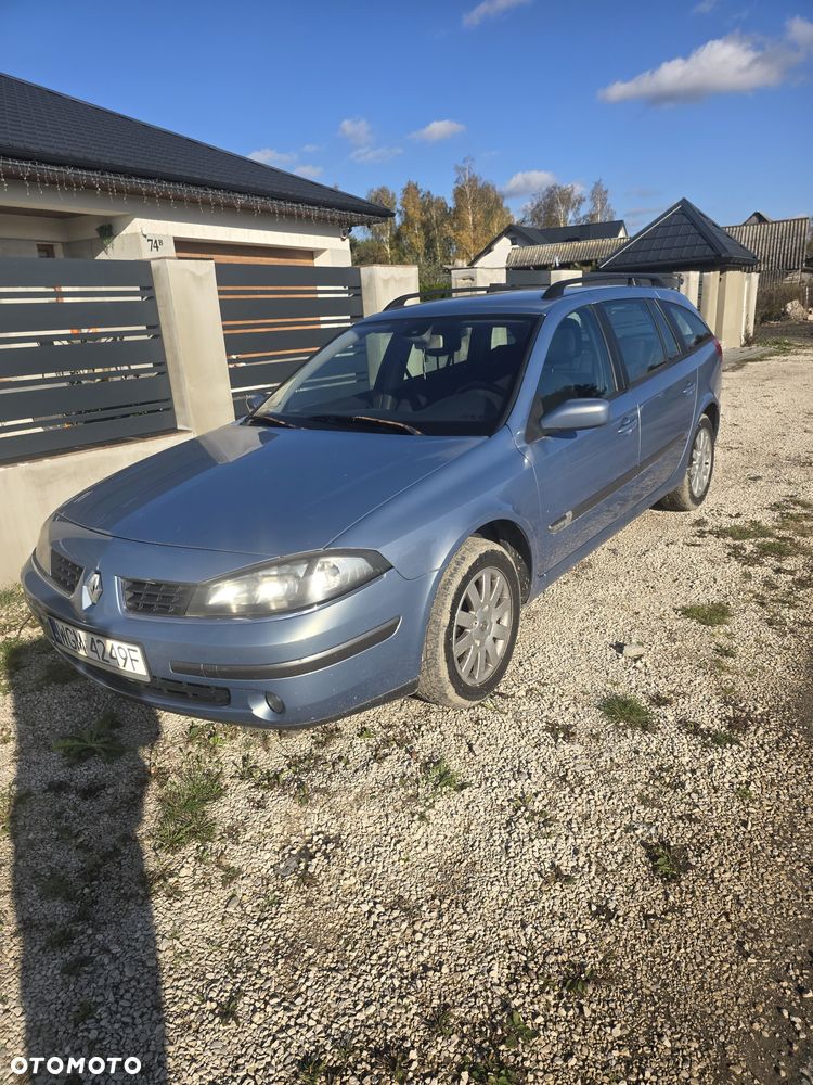 Renault Laguna - 1