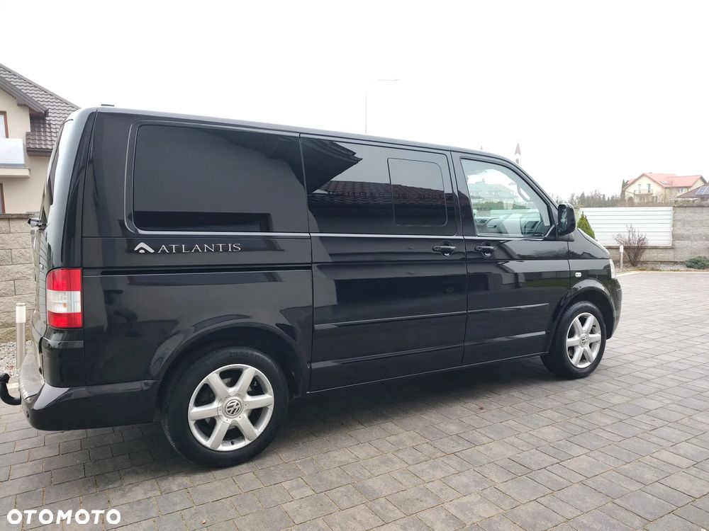 Volkswagen Multivan - 12