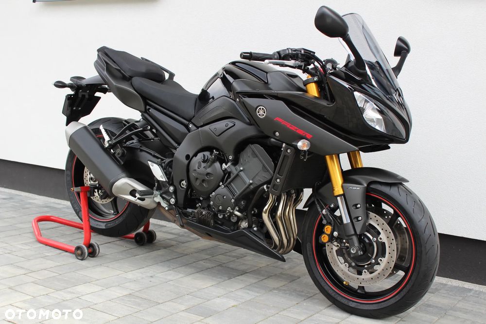 Yamaha FZ8 - 5