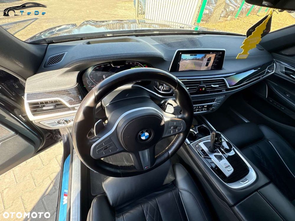 BMW Seria 7 750i xDrive sport - 20