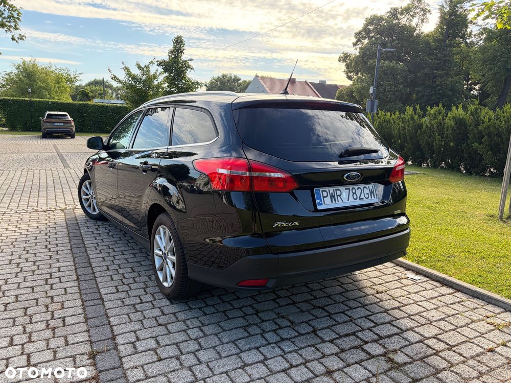 Ford Focus 1.0 EcoBoost Start-Stopp-System TITANIUM STYLE - 3