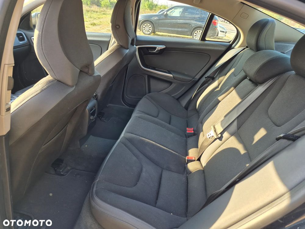 Volvo S60 D3 - 11