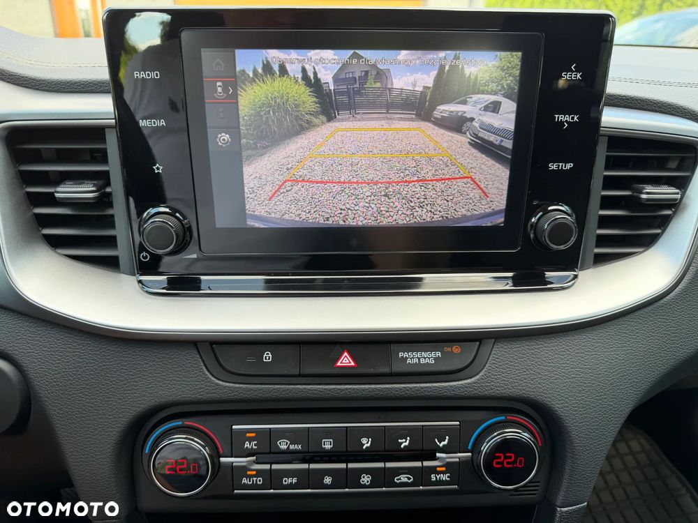 Kia Ceed 1.5 T-GDI M - 14