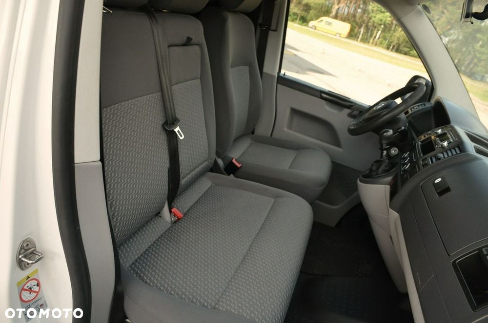 Volkswagen Transporter - 16