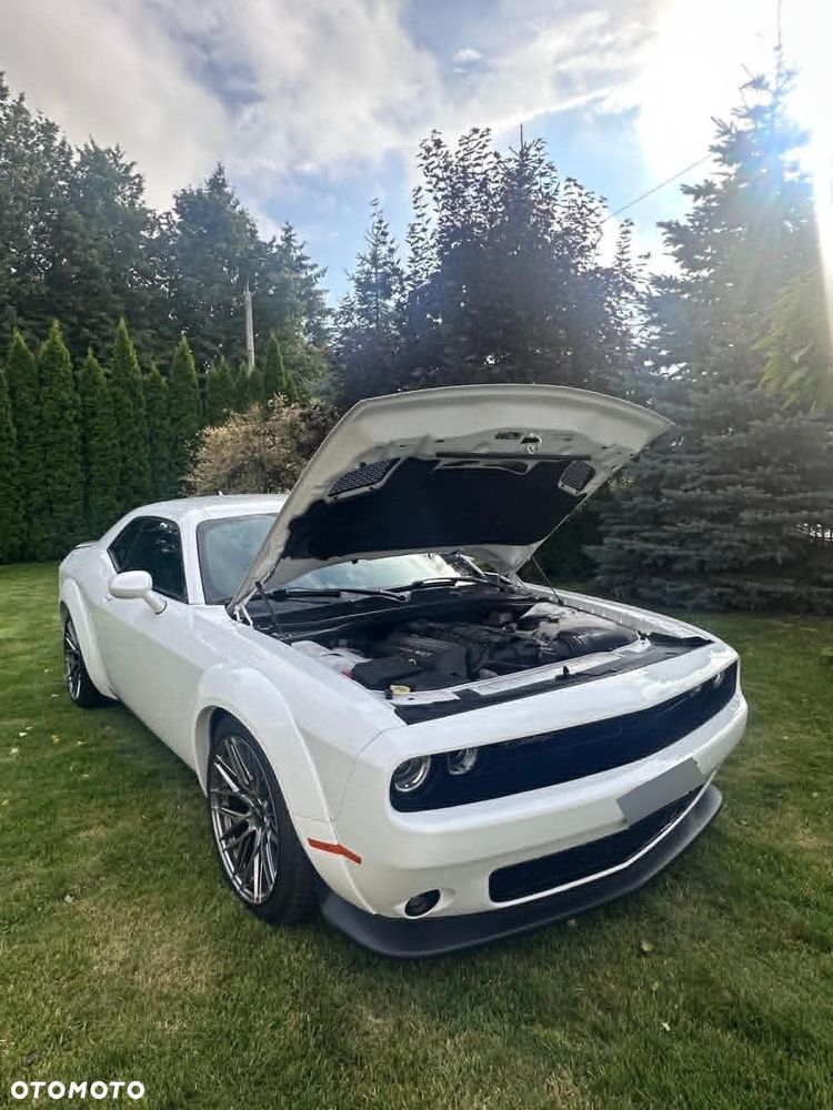 Dodge Challenger 6.4 Scat Pack - 10