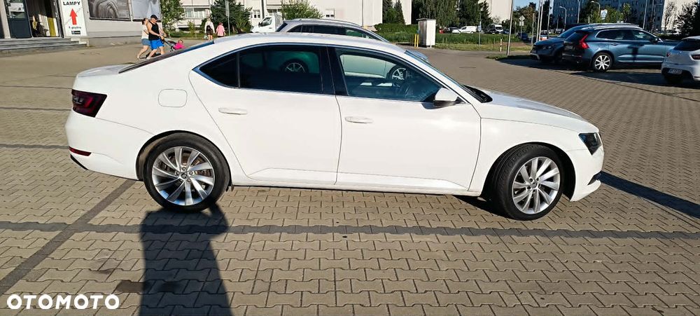 Skoda Superb 1.4 TSI ACT Ambition - 3