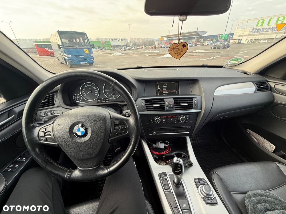 BMW X3 xDrive20d - 8