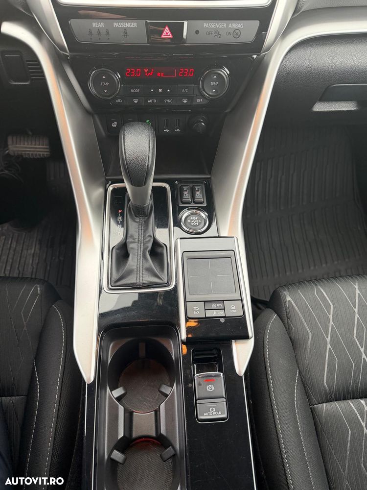 Mitsubishi Eclipse-Cross 1.5-litre 16-valve DOHC MIVEC Intense Aut. - 15