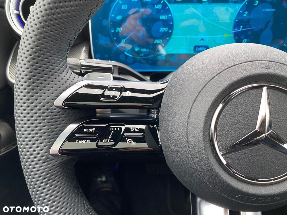 Mercedes-Benz GLC - 13