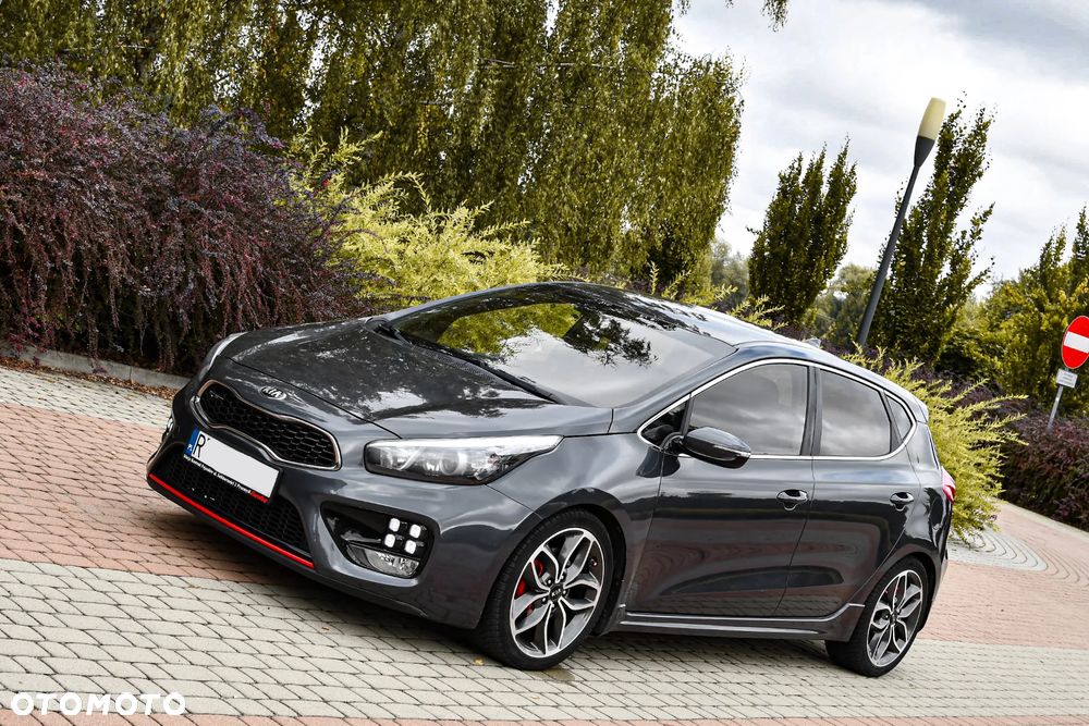 Kia Ceed 1.6 T-GDI GT - 4