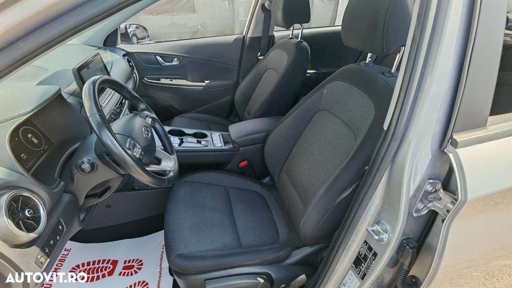 Hyundai KONA BEV 204 CP 64.8 kWh Premium - 9