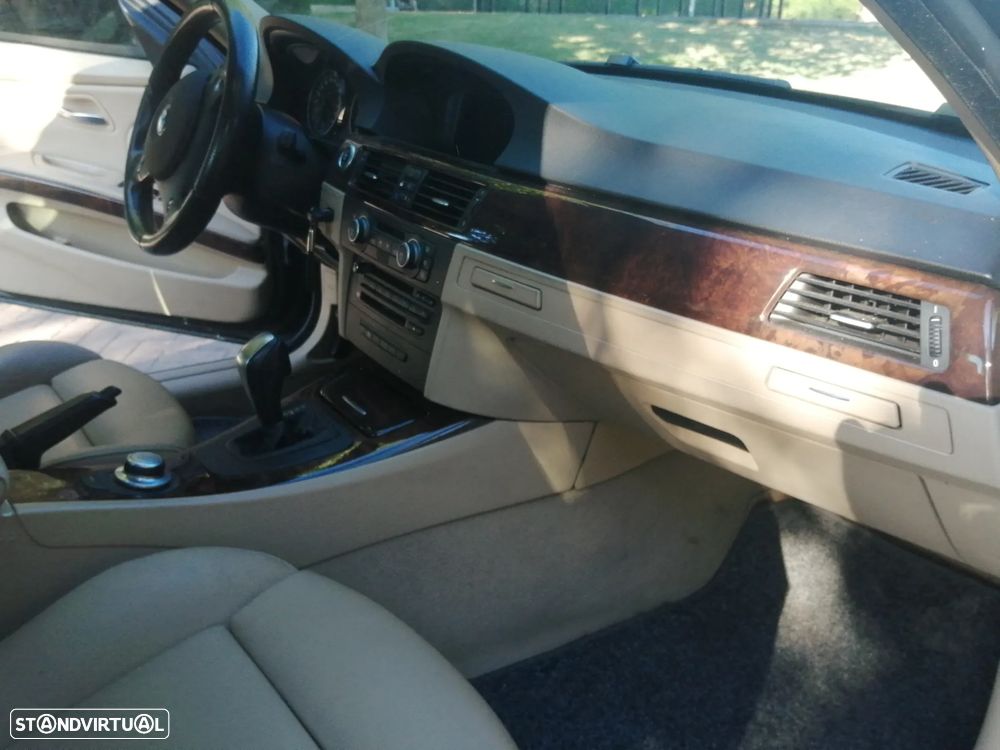 BMW 320 dA - 9