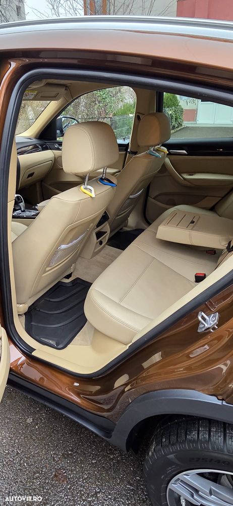 BMW X4 xDrive20i AT xLine - 8