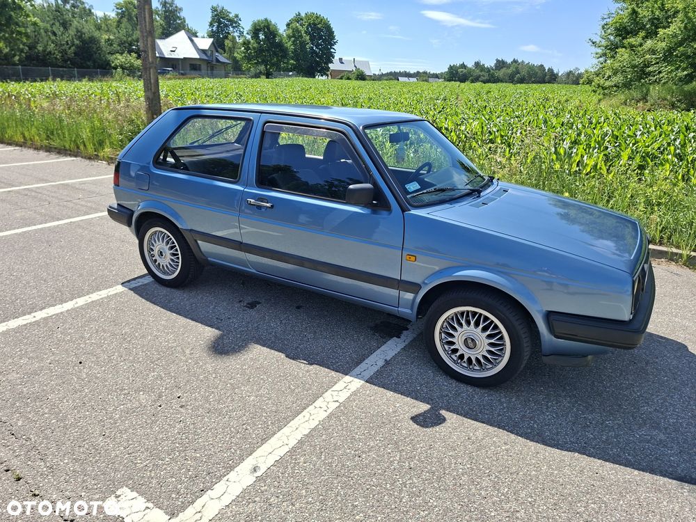 Volkswagen Golf - 4
