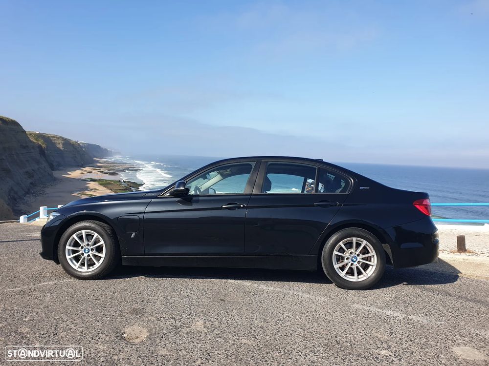BMW 330 e iPerformance Advantage - 4