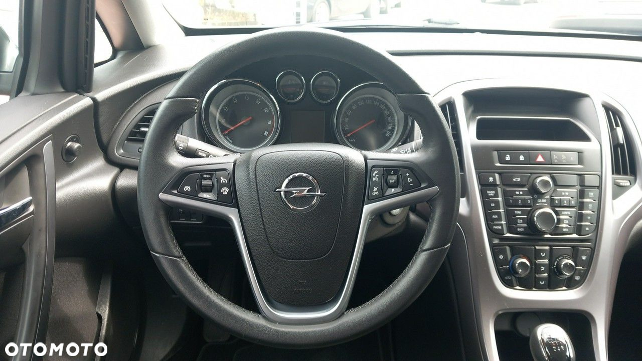 Opel Astra - 11