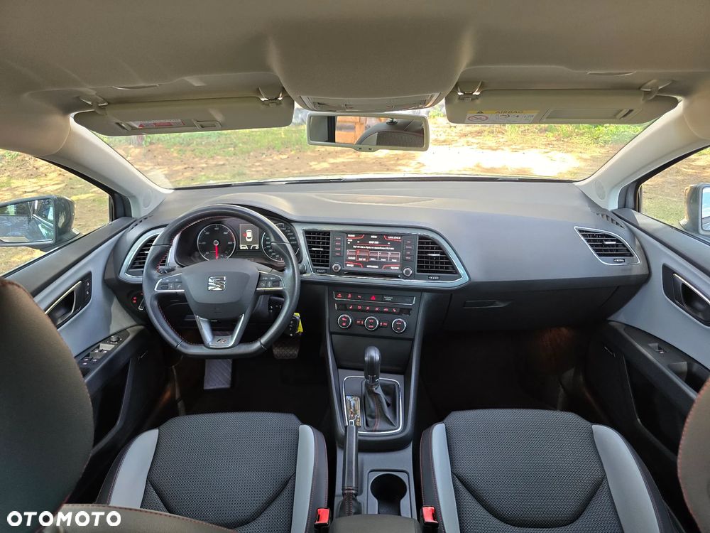 Seat Leon 2.0 TDI DPF Start&Stop DSG FR - 21