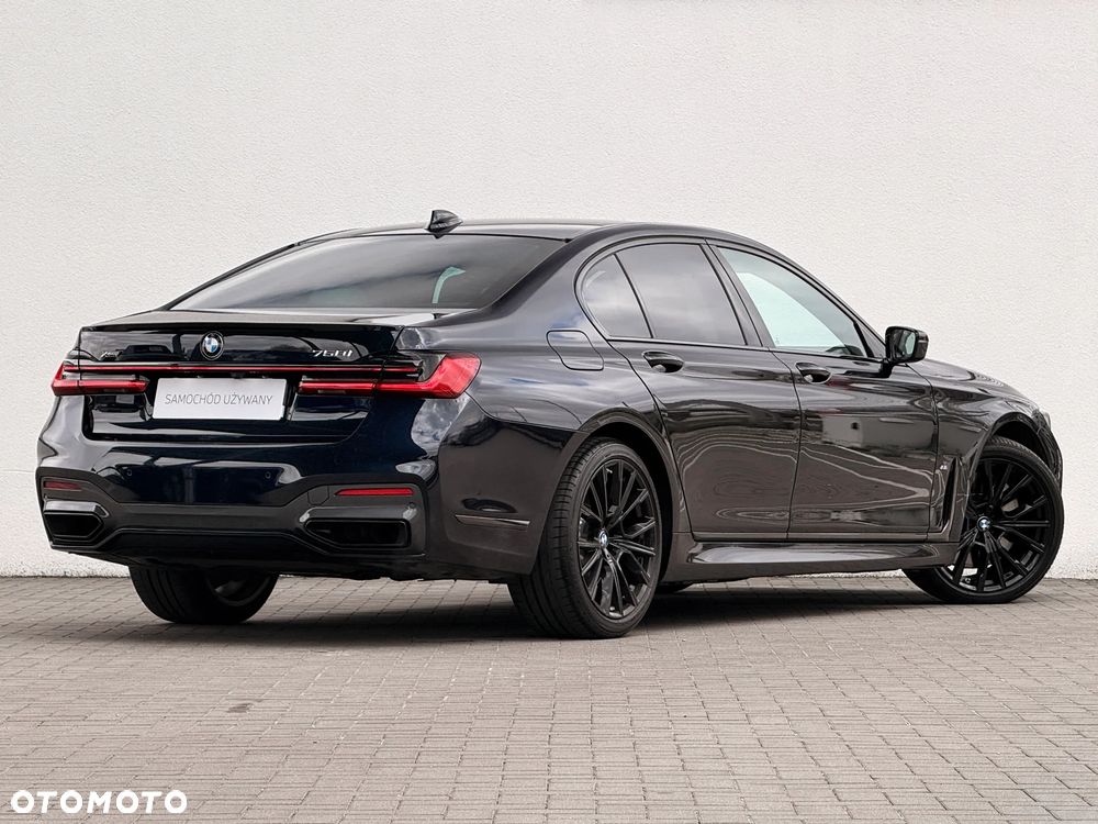 BMW Seria 7 750i xDrive - 2
