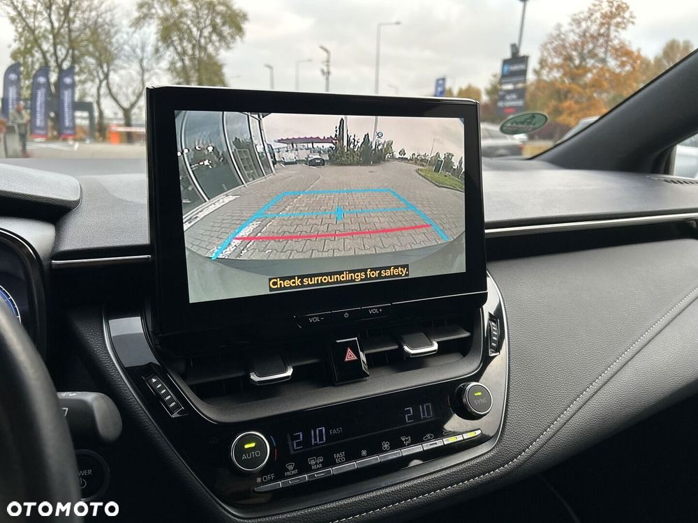 Toyota Corolla 1.8 Hybrid Comfort - 18