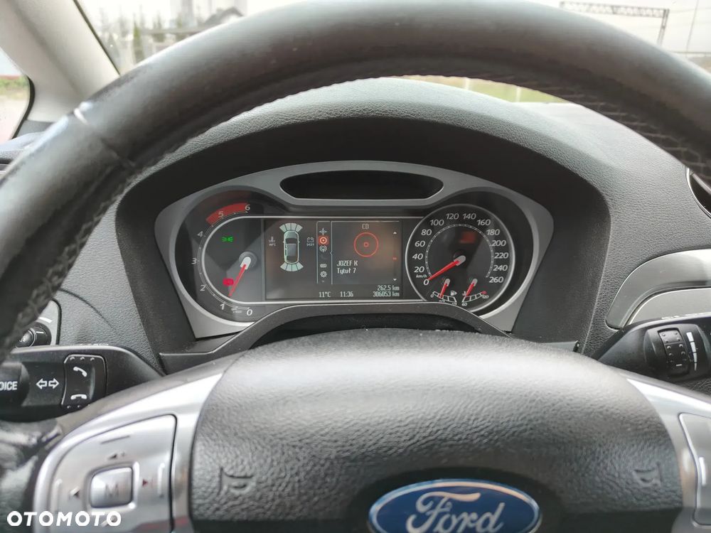 Ford S-Max - 10