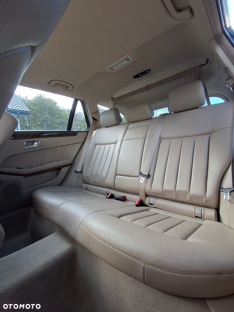 Mercedes-Benz Klasa E 350 CDI 4-Matic BlueEff Avantgarde - 14