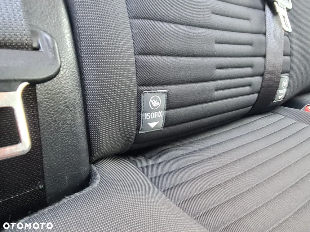 Toyota Auris - 36