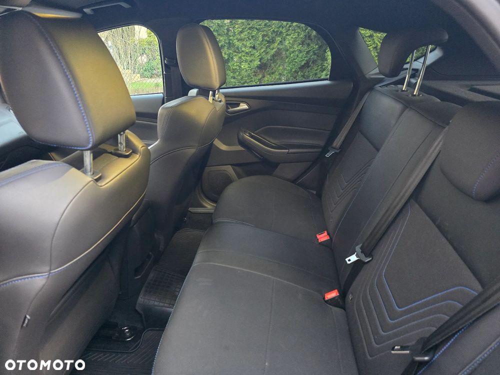Ford Focus 2.3 EcoBoost RS - 21