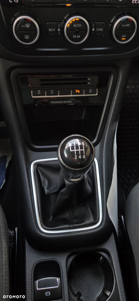 Volkswagen Sharan 2.0 TDI BlueMotion Technology Highline - 24
