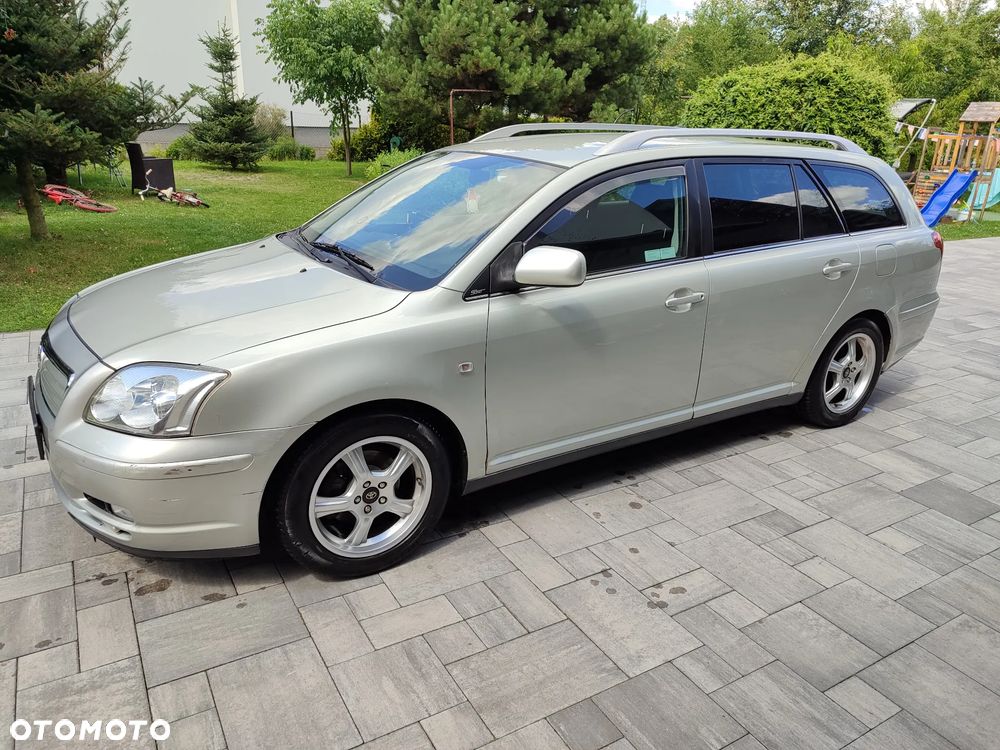 Toyota Avensis 1.6 VVT-i Terra - 5