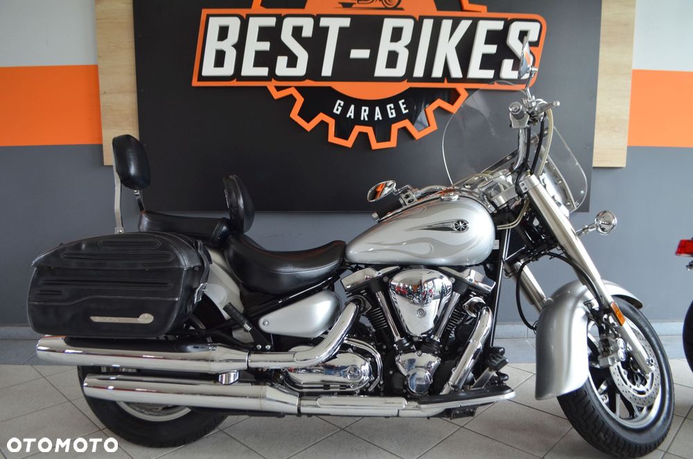 Yamaha Road Star - 2