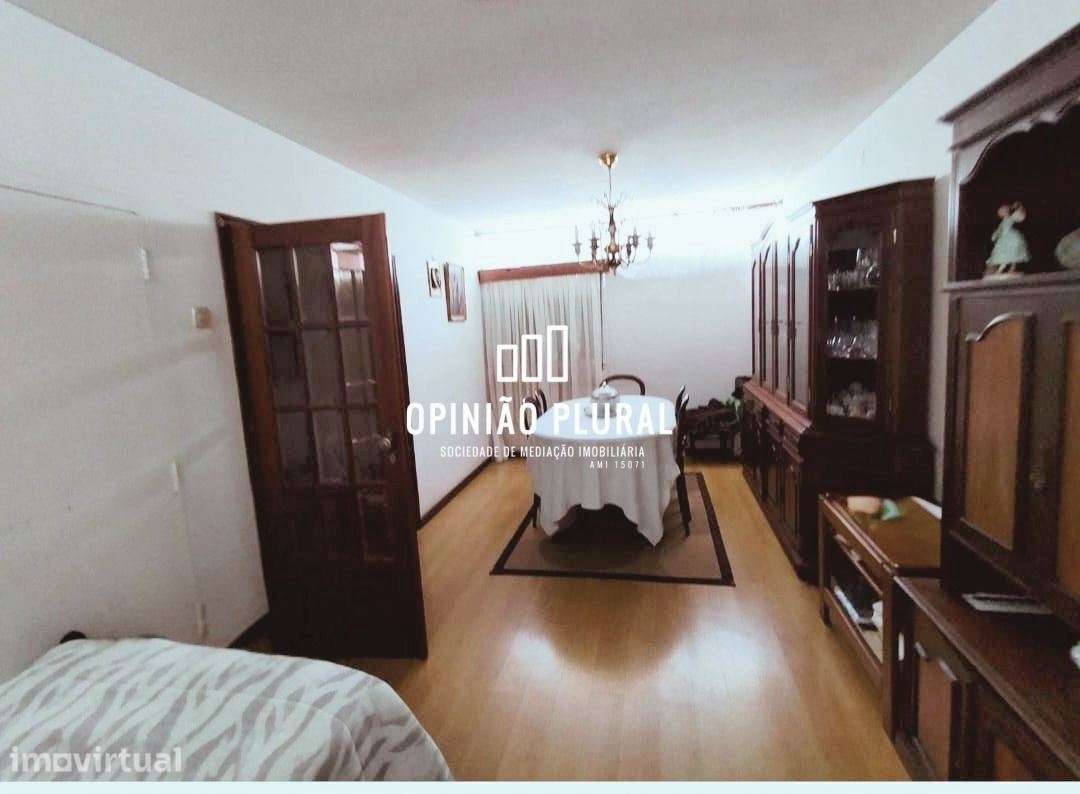 Moradia para Remodelar com Grande Potencial | Cedro - Grande imagem: 4/20
