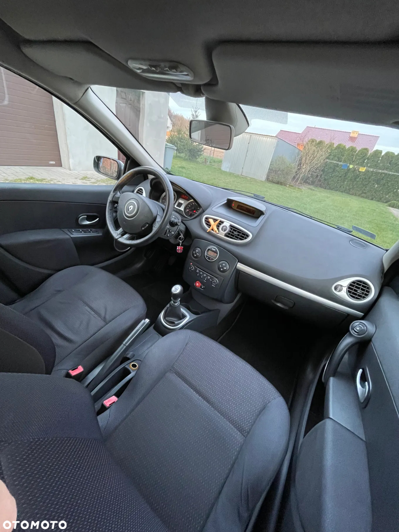 Renault Clio - 14