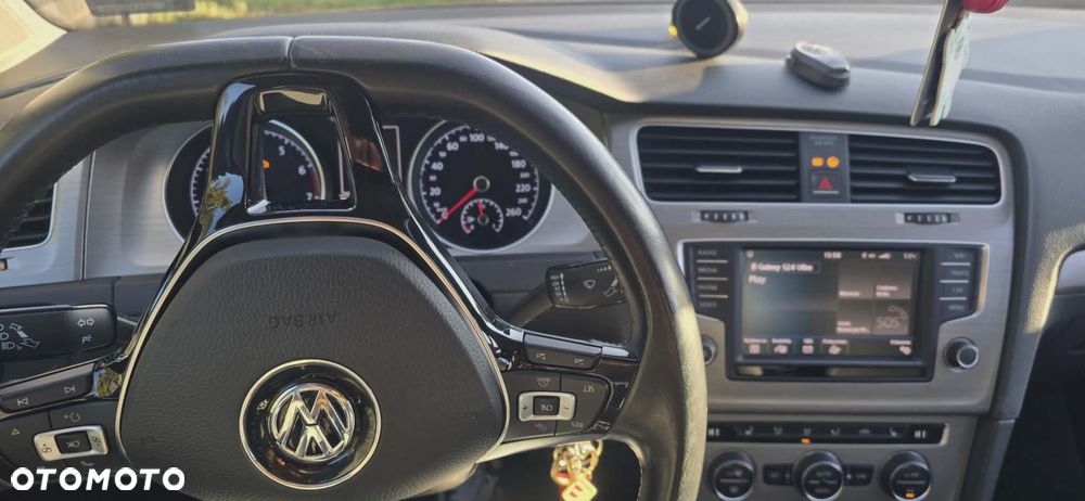 Volkswagen Golf 1.4 TSI BMT Comfortline - 2