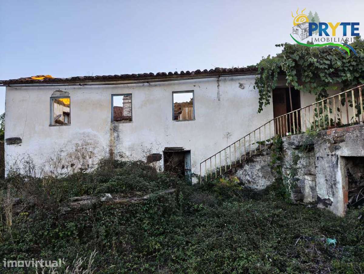 Moradia em ruínas perto da Sertã - Grande imagem: 4/21