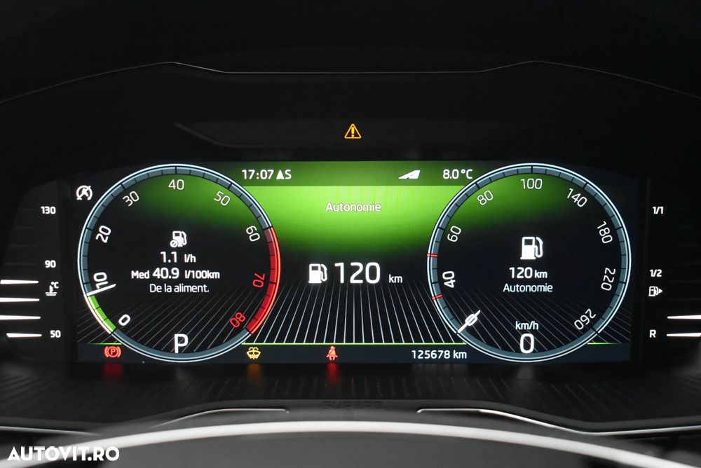 Skoda Superb 2.0 TSI DSG Style - 12