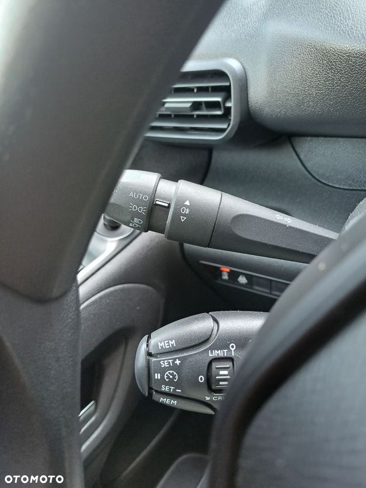 Peugeot Rifter 1.5 BlueHDI Active S&S - 23