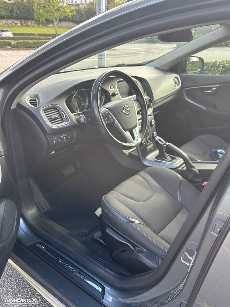 Volvo V40 2.0 D3 Kinetic Geartronic - 8