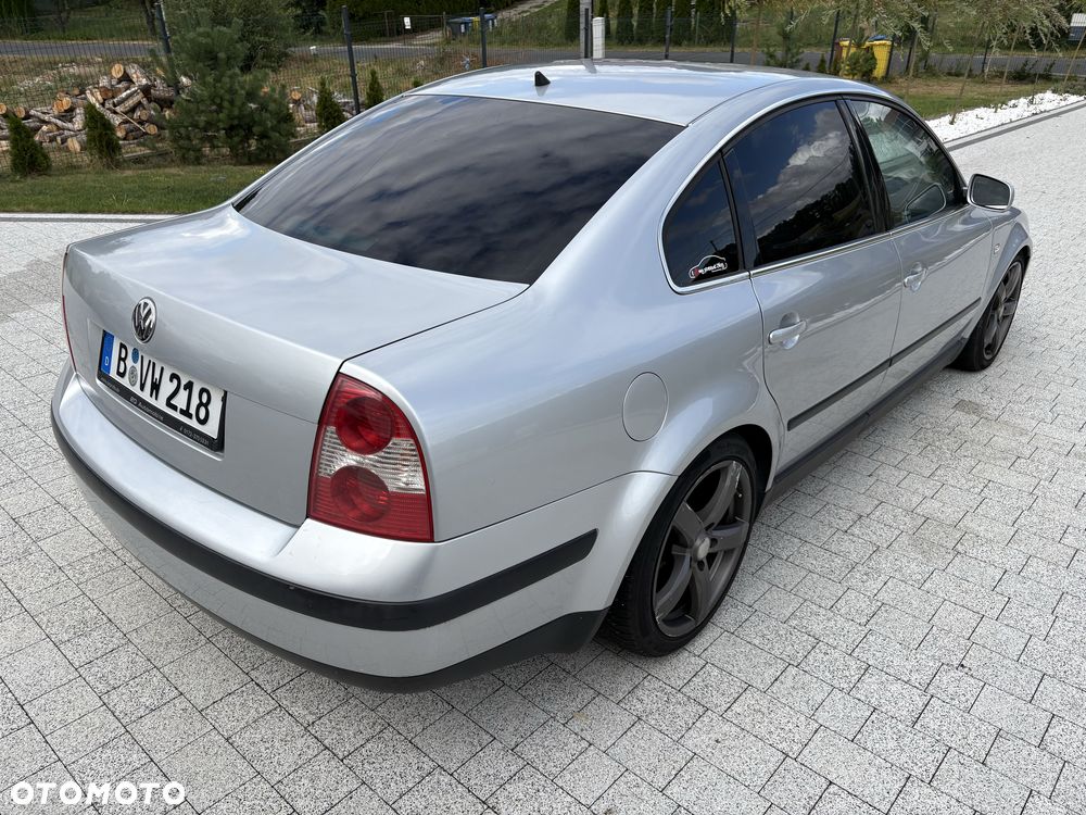 Volkswagen Passat - 6