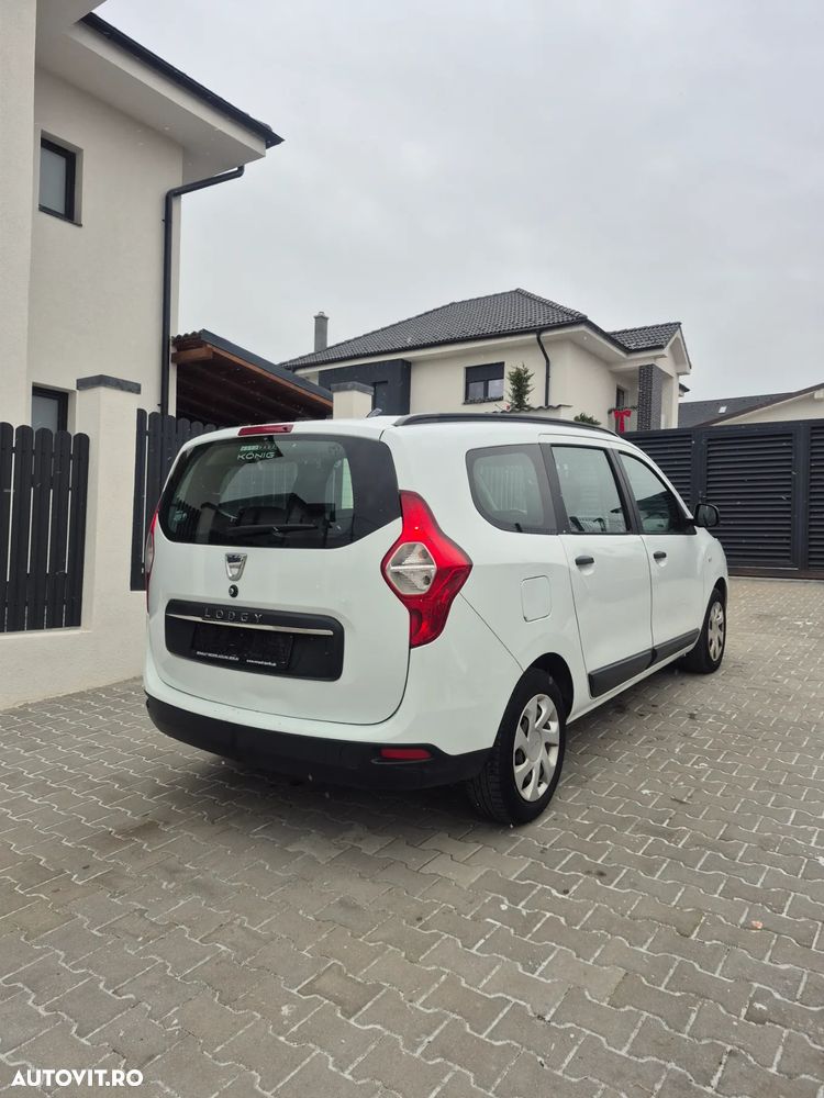 Dacia Lodgy SCe 100 Laureate - 5