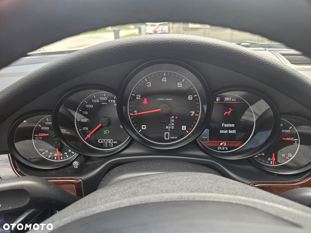 Porsche Panamera - 26